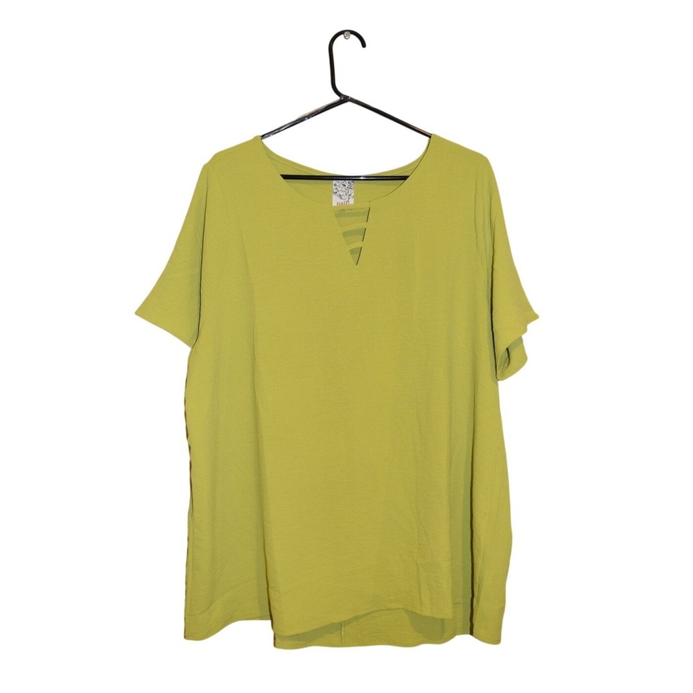 Naif Blouse Womens 2X Chartreuse Green Excellent Strappy Notched Neck Crepe Top
